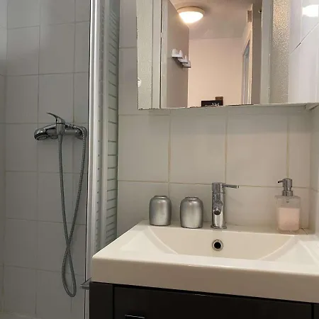 Studio Sainte-maxime, 1 Piece, 4 Personnes - Fr-1-226-485 아파트 생트막시메