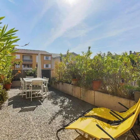 Apartment Studio Sainte-maxime, 1 Piece, 4 Personnes - Fr-1-226-485